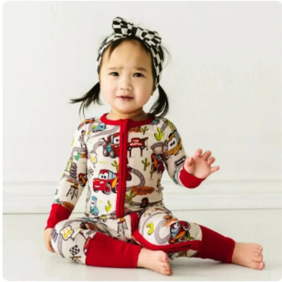 Little Sleepies Disney and Pixar Cars Radiator Springs Zippy - Picture 3 of 5